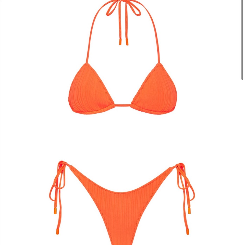 Triangl Issy Coral Rib Bikini Small